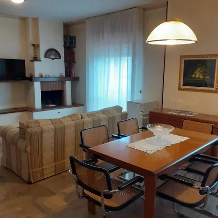 Guest house Gold House