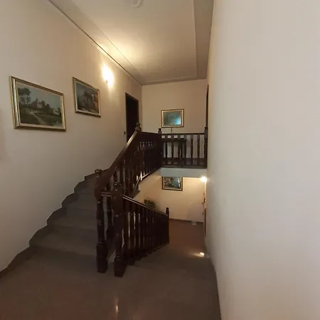 Gold House Maison d'hôtes Maranello