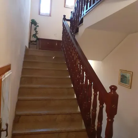 بيت ضيافة Gold House مارانيلّو