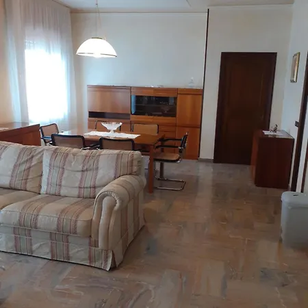 Gold House Maison d'hôtes